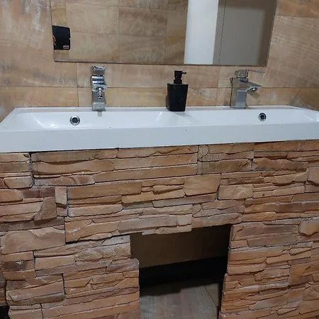 Apartman V Centre Mesta S Terasou A Zahradou Apartment Kosice