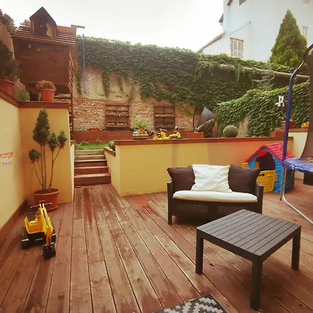 Apartman V Centre Mesta S Terasou A Zahradou Apartment Kosice