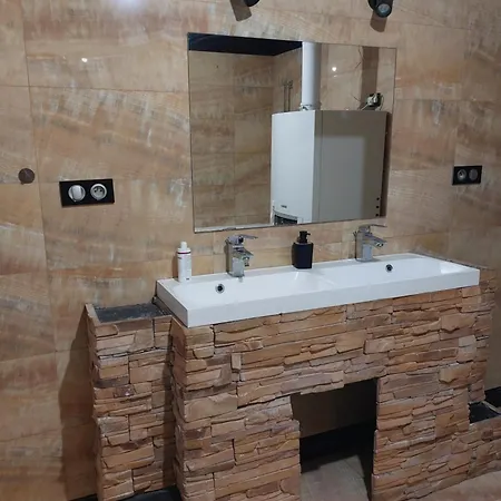 Apartment Apartman V Centre Mesta S Terasou A Zahradou Kosice