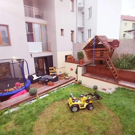 Apartment Apartman V Centre Mesta S Terasou A Zahradou Kosice